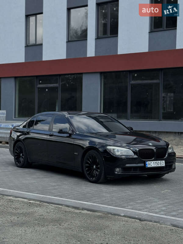 Седан BMW 7 Series 2010 в Ковелі