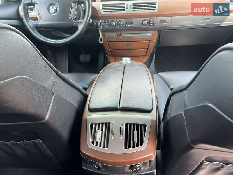 Седан BMW 7 Series 2008 в Львові