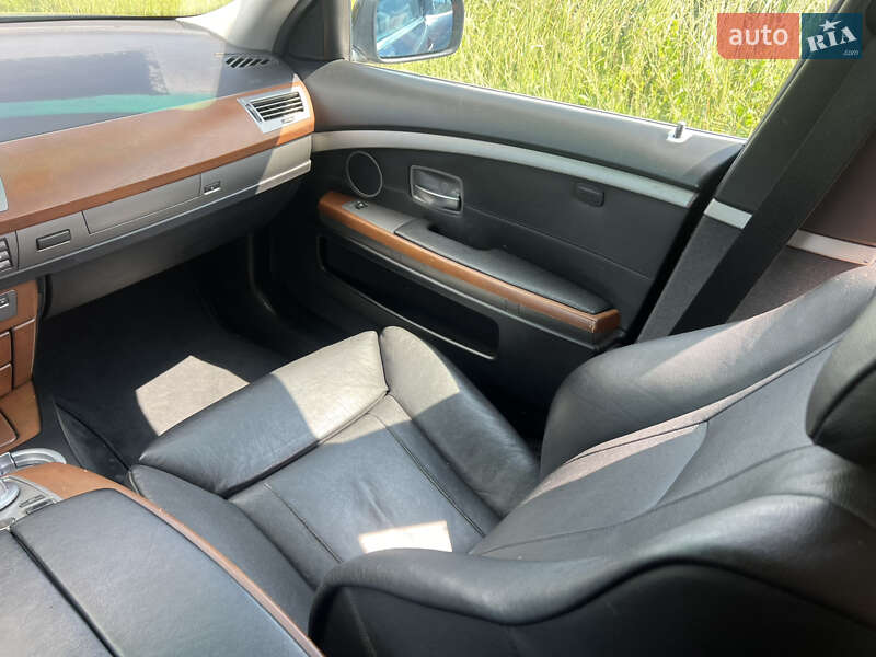 Седан BMW 7 Series 2008 в Львові