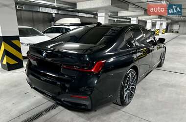 Седан BMW 7 Series 2022 в 