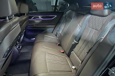 Седан BMW 7 Series 2022 в 