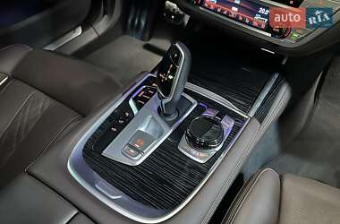 Седан BMW 7 Series 2022 в 