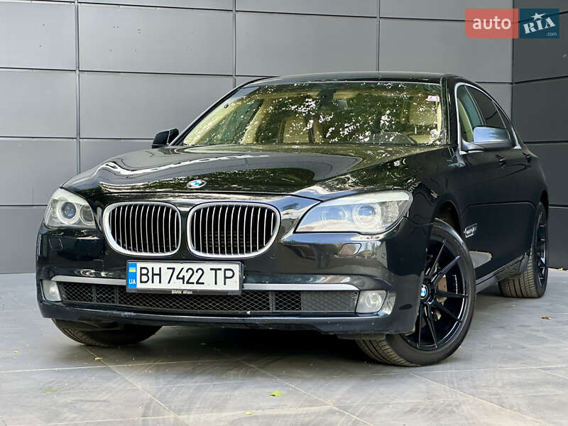 BMW 7 Series 2011