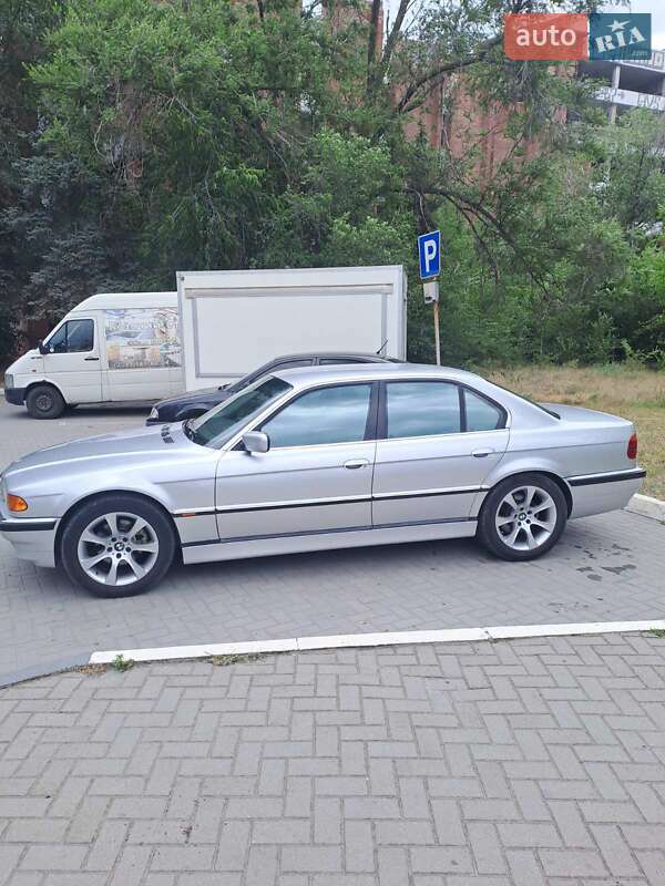 Седан BMW 7 Series 1999 в Києві