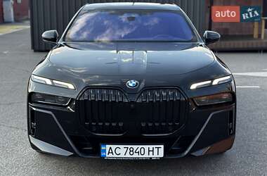 Седан BMW 7 Series 2023 в Киеве