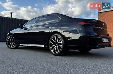 Седан BMW 7 Series 2023 в 