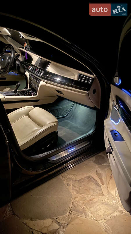Седан BMW 7 Series 2012 в Виноградове фото 12 Седан BMW 7 Series 2012 в Виноградове