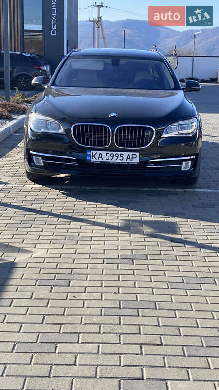 Седан BMW 7 Series 2012 в Виноградове фото 15 Седан BMW 7 Series 2012 в Виноградове