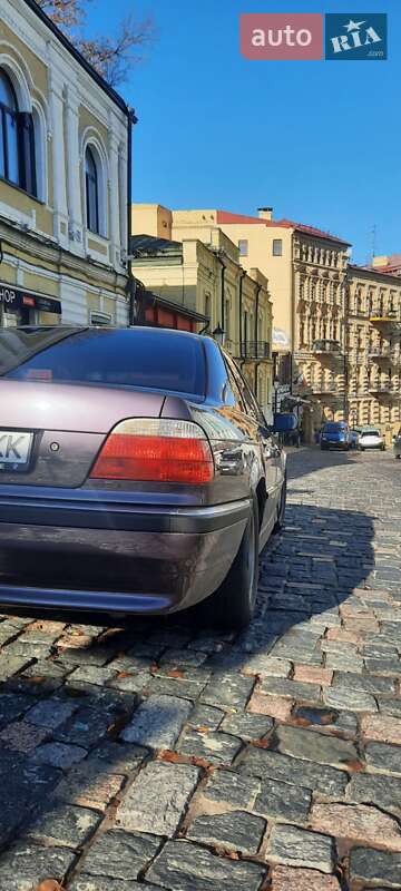 Седан BMW 7 Series 1997 в Киеве