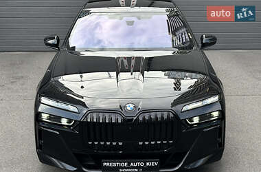 Седан BMW 7 Series 2022 в 