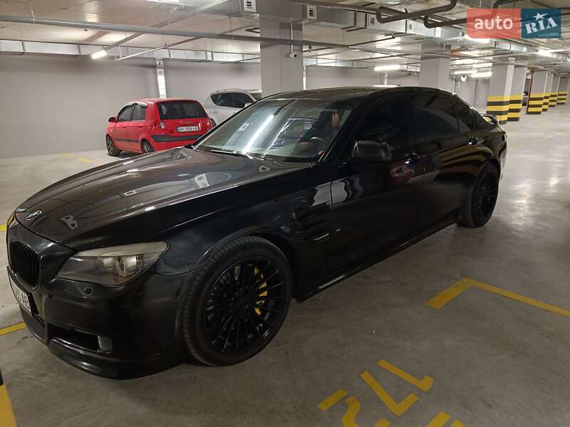 Седан BMW 7 Series 2011 в Одесі