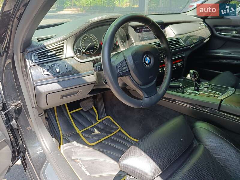 Седан BMW 7 Series 2011 в Одесі
