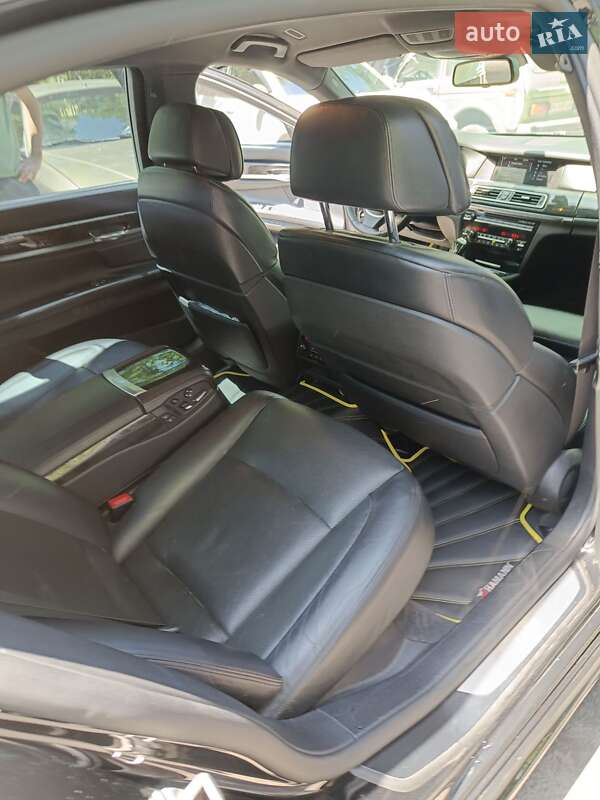 Седан BMW 7 Series 2011 в Одесі