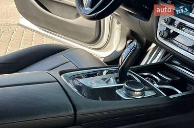 Седан BMW 7 Series 2018 в 