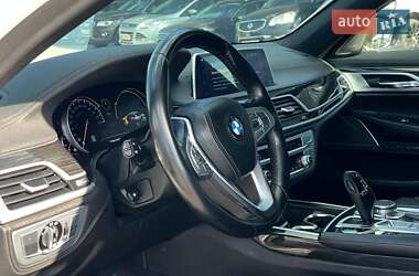 Седан BMW 7 Series 2018 в 