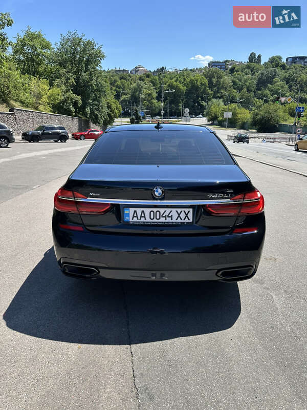 Седан BMW 7 Series 2017 в Києві