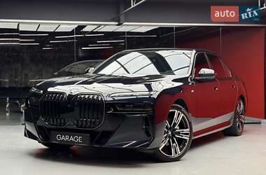 Седан BMW 7 Series 2023 в Києві