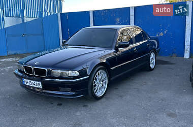 Седан BMW 7 Series 2000 в Одессе