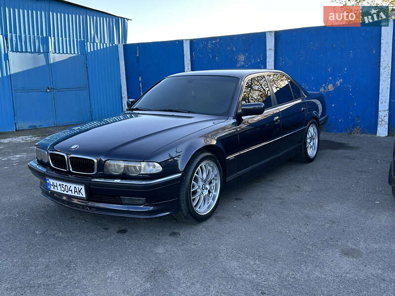 BMW 7 Series 2000
