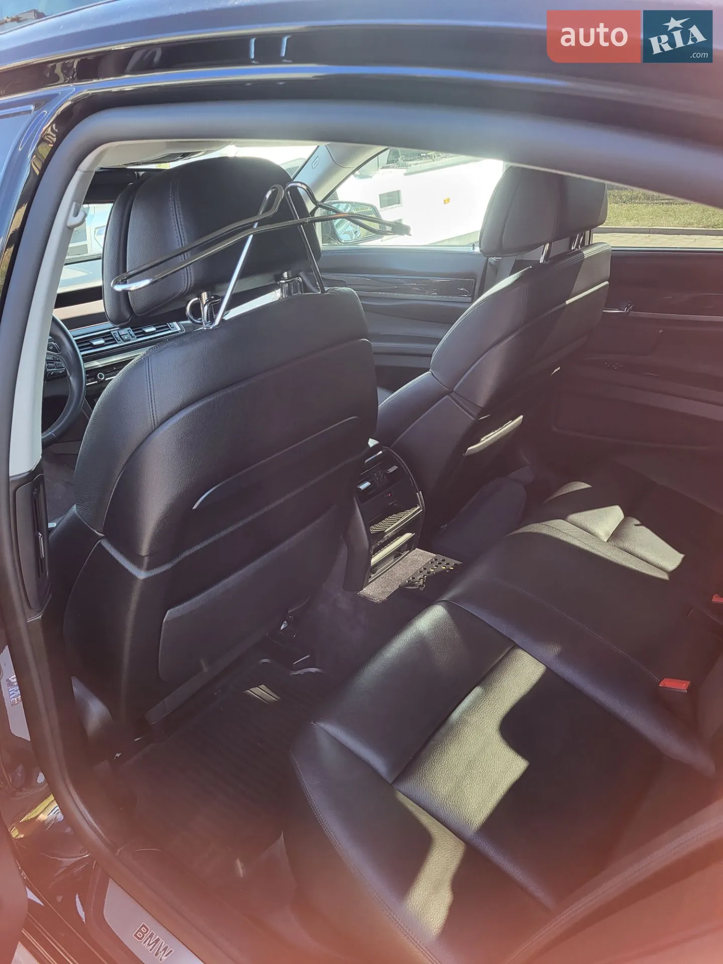 2010 BMW 7er - мініатюра 25
