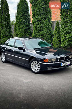 Седан BMW 7 Series 2000 в Вінниці