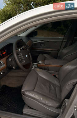 Седан BMW 7 Series 2003 в 