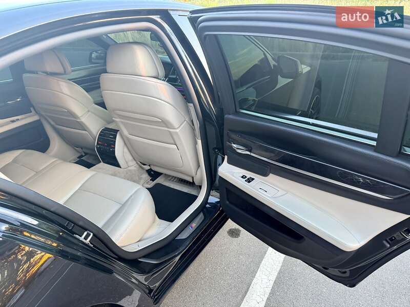 Седан BMW 7 Series 2009 в Вінниці