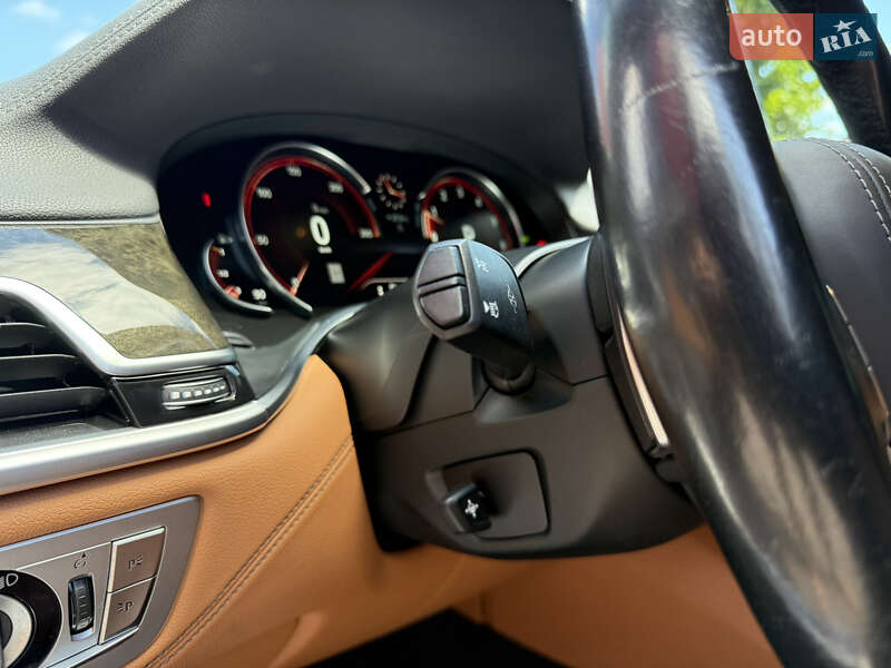 Седан BMW 7 Series 2018 в Киеве
