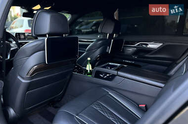 Седан BMW 7 Series 2017 в 