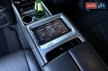Седан BMW 7 Series 2017 в 