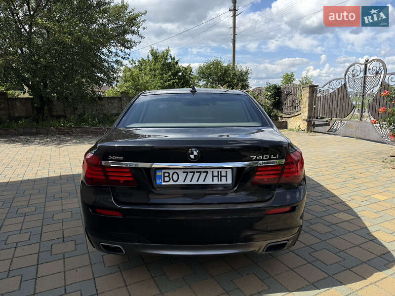 Седан BMW 7 Series 2014 в Тернополі