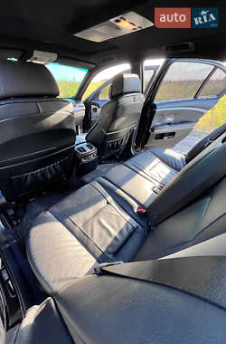 Седан BMW 7 Series 2003 в 