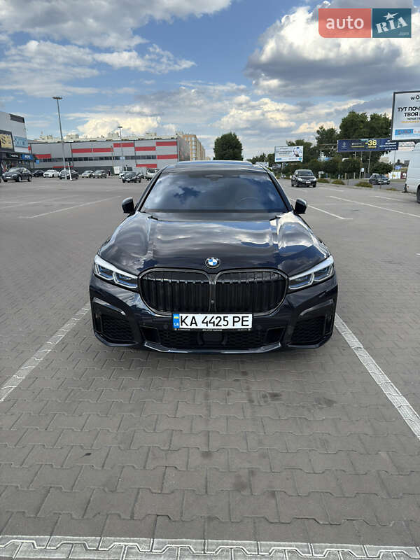 BMW 7 Series 2021
