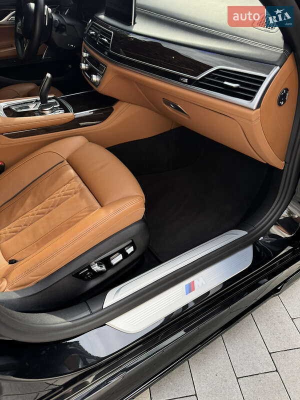 Седан BMW 7 Series 2022 в Мукачево фото 90 Седан BMW 7 Series 2022 в Мукачево