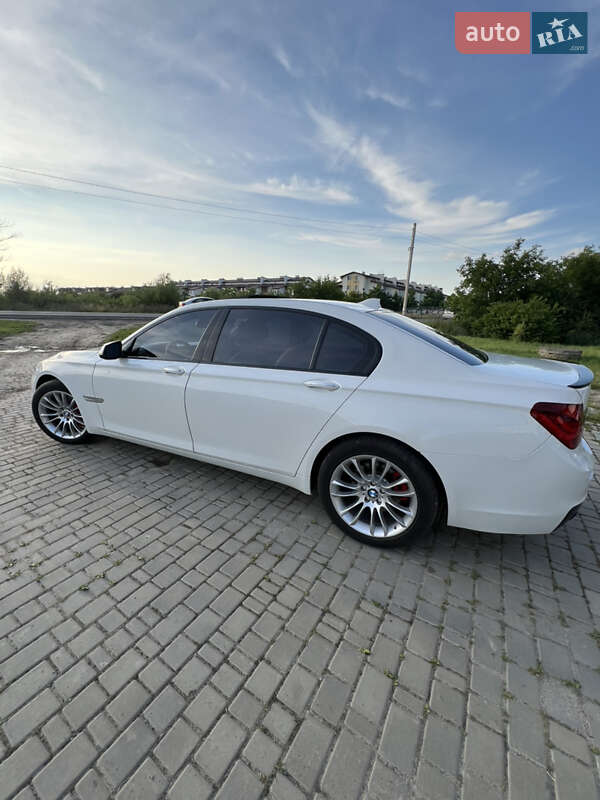 Седан BMW 7 Series 2014 в Львове