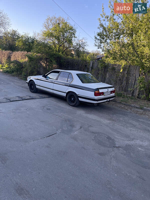 Седан BMW 7 Series 1988 в Києві