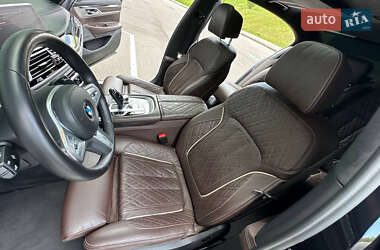 Седан BMW 7 Series 2022 в 