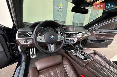 Седан BMW 7 Series 2022 в 