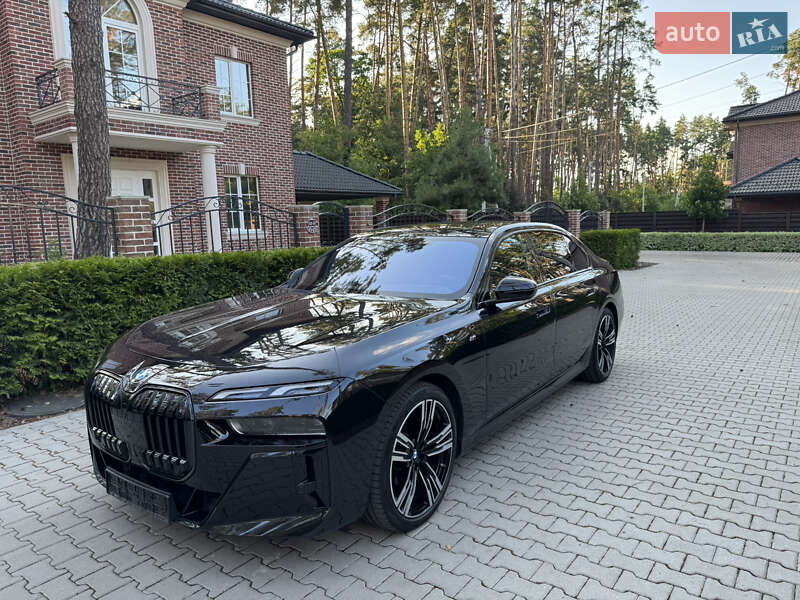 Седан BMW 7 Series 2024 в Киеве фото 14 Седан BMW 7 Series 2024 в Киеве