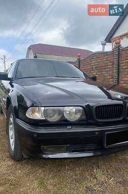 Седан BMW 7 Series 2000 в Полтаве
