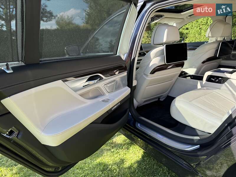 Седан BMW 7 Series 2015 в Львові фото 18 Седан BMW 7 Series 2015 в Львові