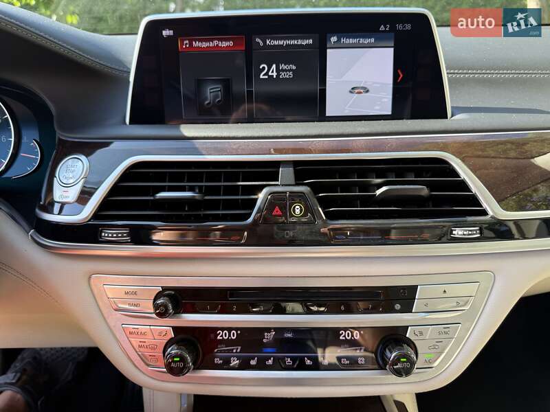 Седан BMW 7 Series 2015 в Львові фото 39 Седан BMW 7 Series 2015 в Львові