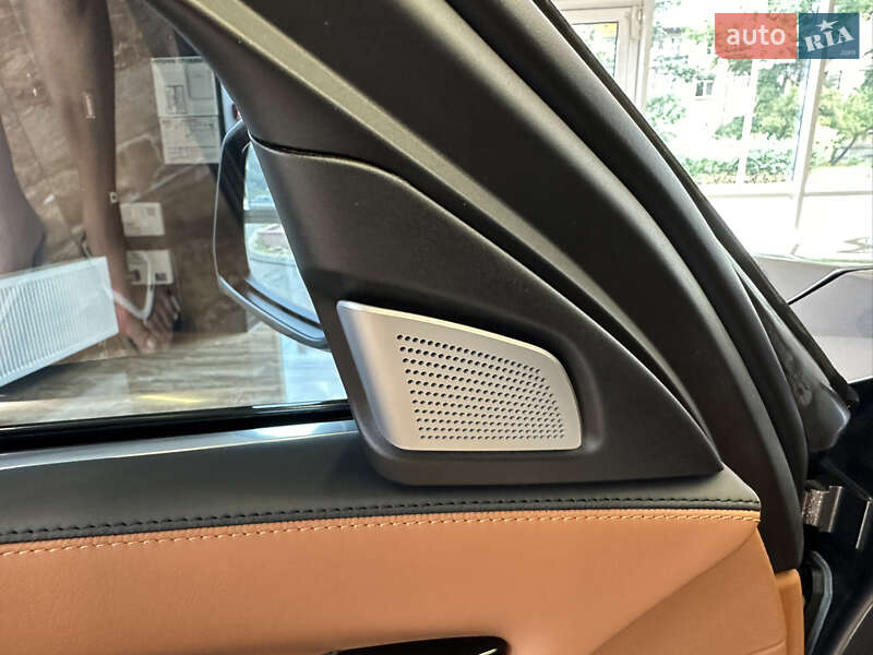 Седан BMW 7 Series 2012 в Киеве
