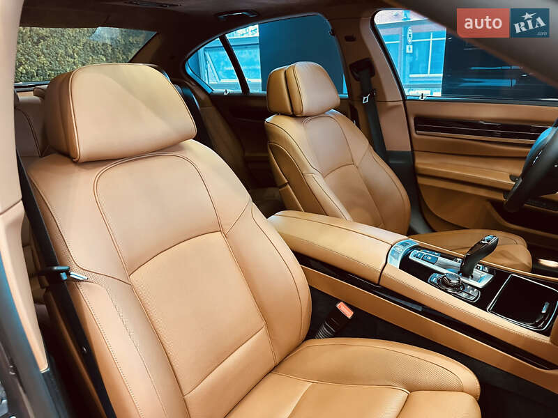 Седан BMW 7 Series 2012 в Киеве