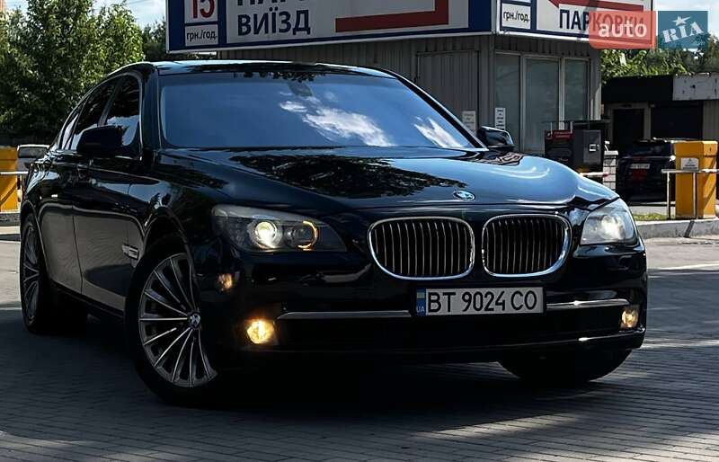 BMW 7 Series 2010
