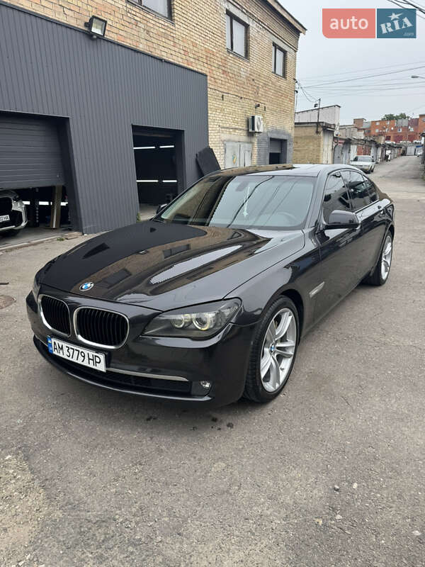 Седан BMW 7 Series 2009 в Бердичеве