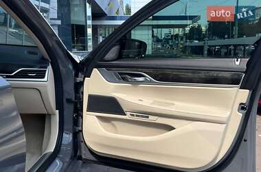 Седан BMW 7 Series 2017 в 