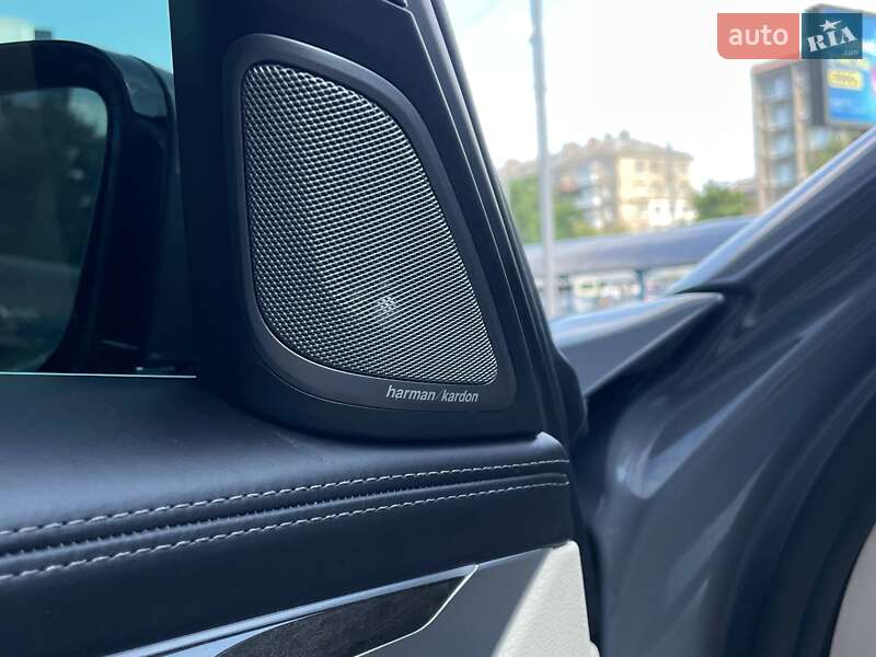 Седан BMW 7 Series 2017 в Києві