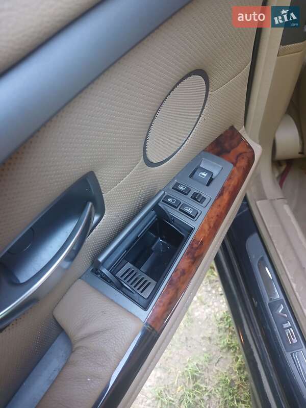 Седан BMW 7 Series 2003 в Ровно