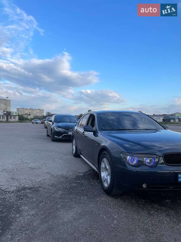 Седан BMW 7 Series 2002 в Переяславе